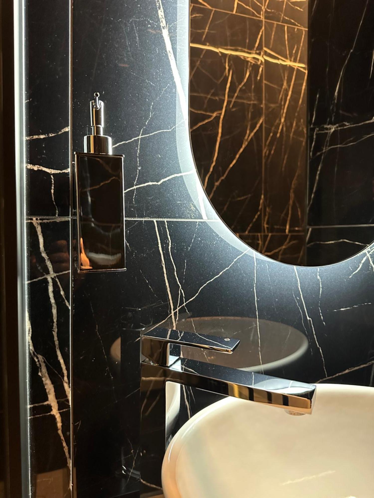 Milan Hub Private Spa Экстерьер фото